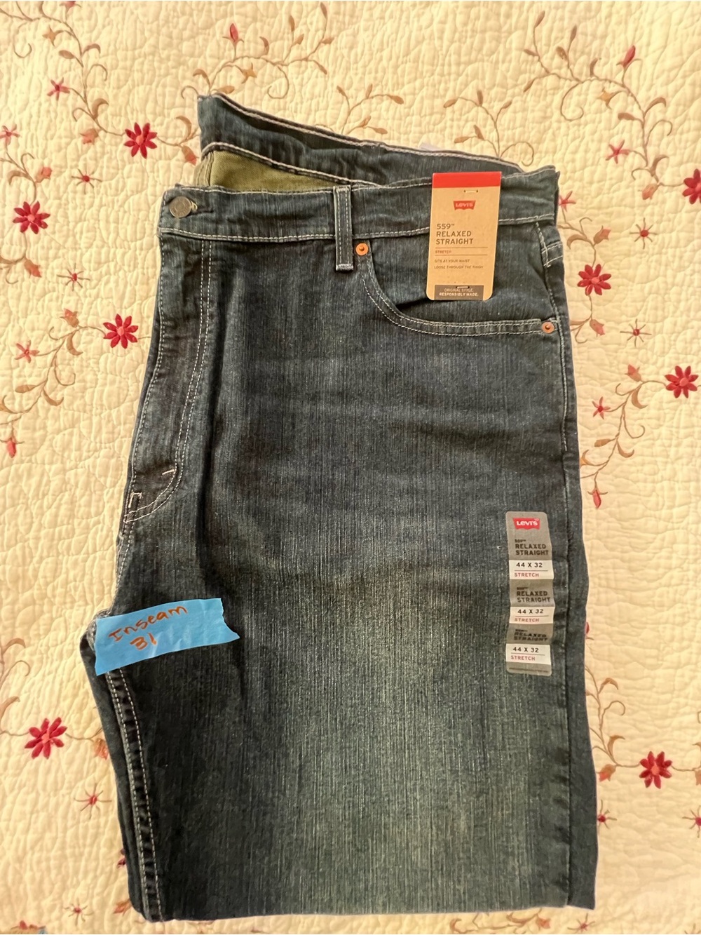 Levi's Relaxed Straight Jeans in Washed Blue